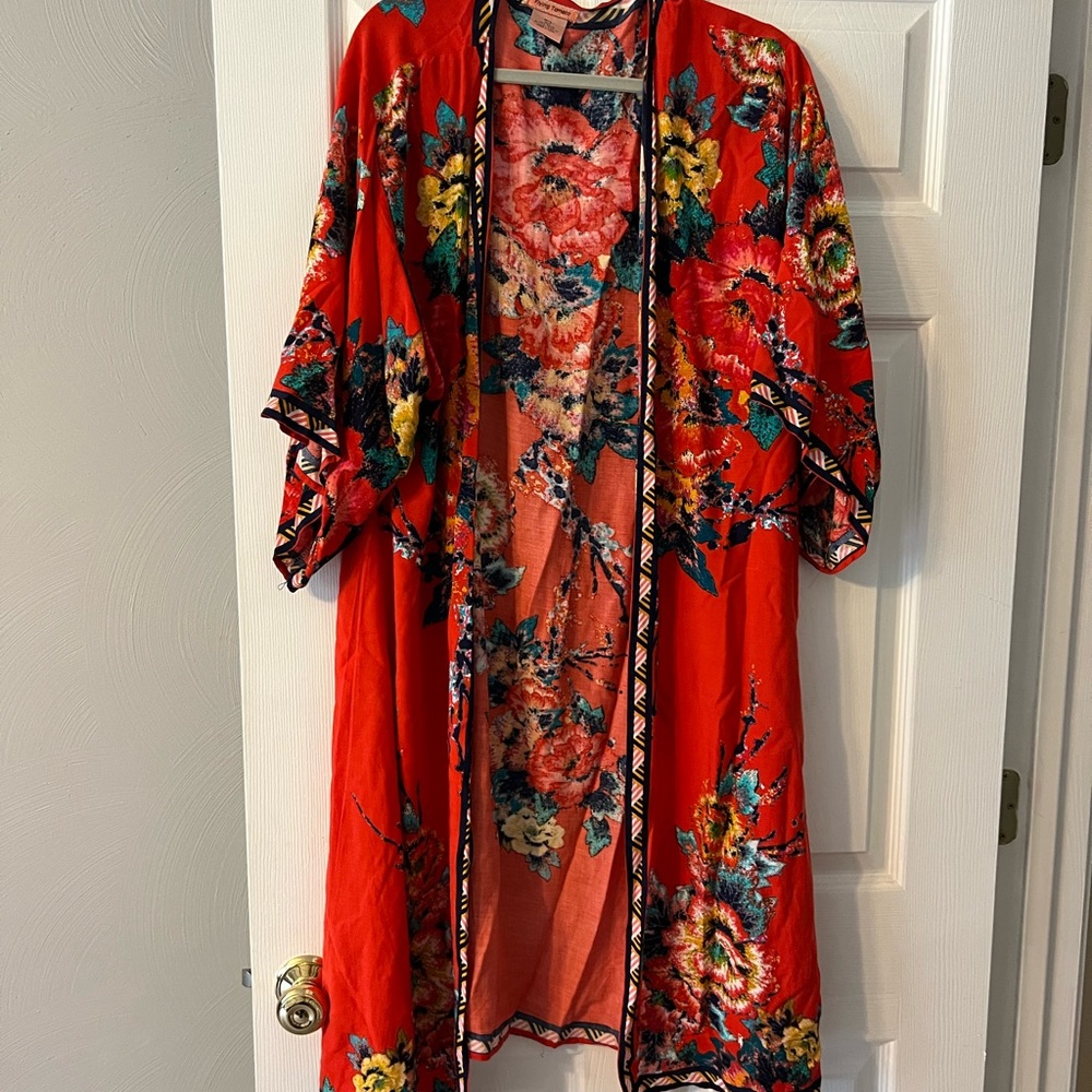 Flying Tomato gorgeous kimono size M/L.  Red orange with blue white design